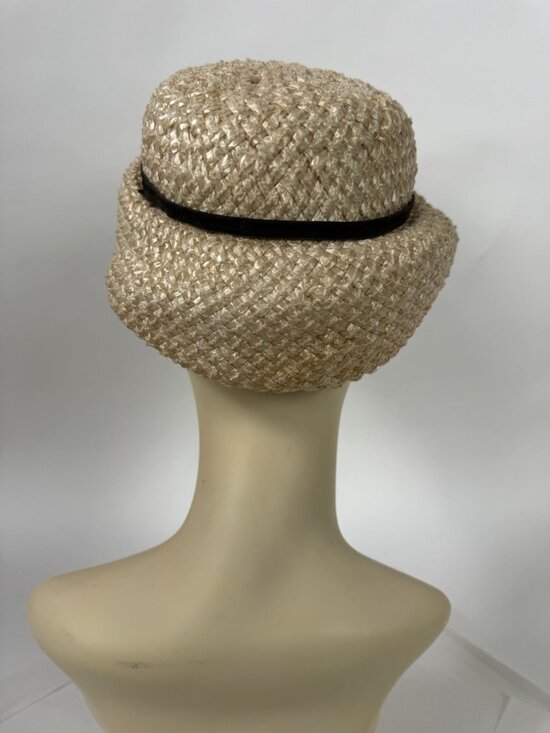 Vintage 1950\'s Beige Straw Womens Hat With Black Accent Woven Design Mid-Century main image 4